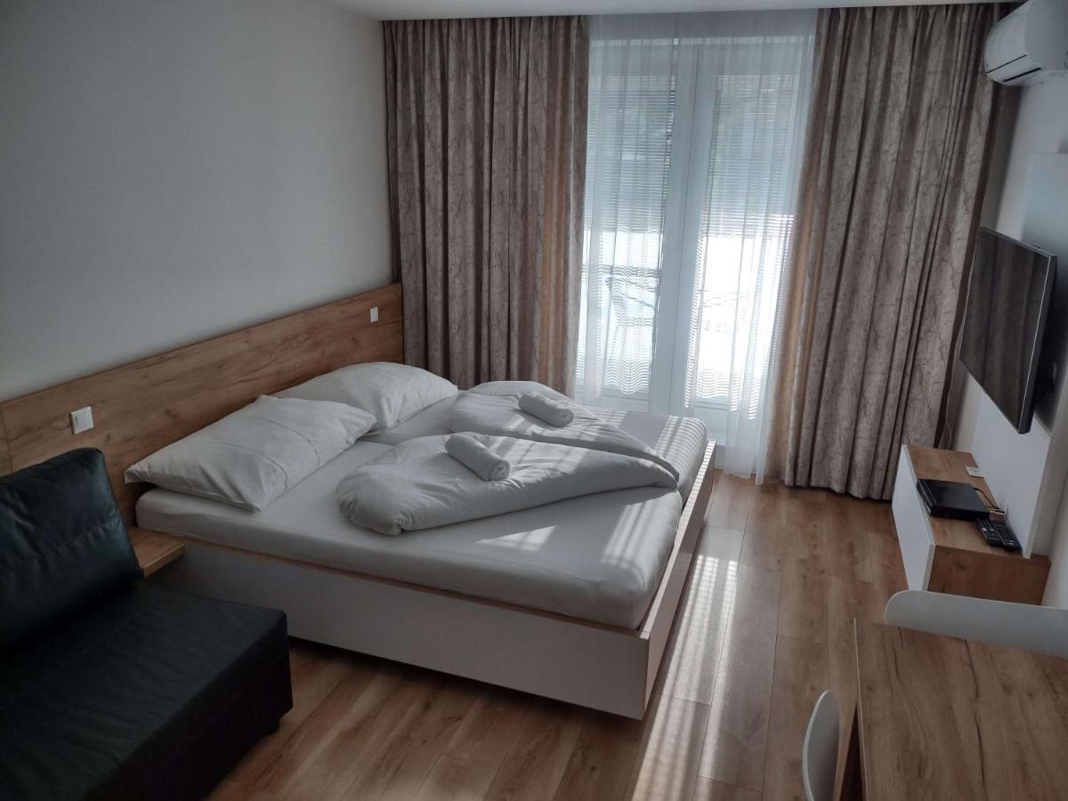 Apartman Kyjev 2 Podhájska Exteriér fotografie