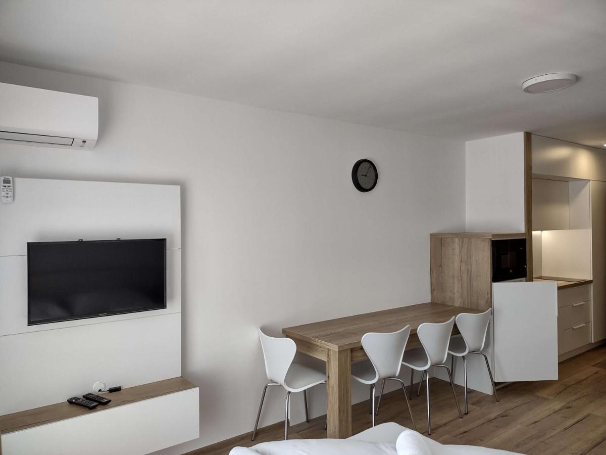Apartman Kyjev 2 Podhájska Exteriér fotografie